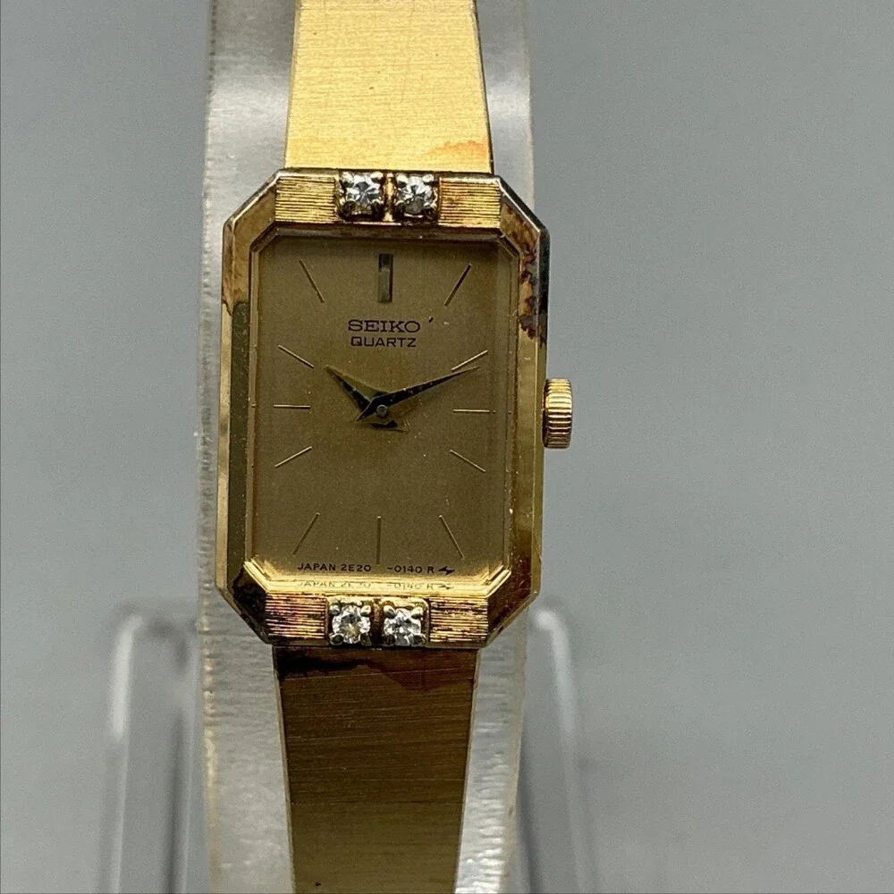 Vintage Seiko Womens Watch Gold Tone Bangle Gem Set 2E20-5099 New Battery 6.5
